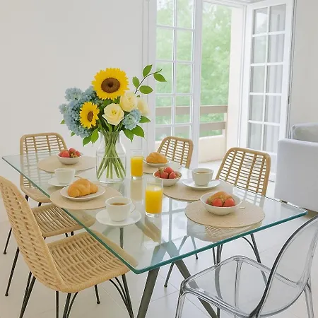 Elegant T3 Neuf, 6 Pers, Clim, Balcon, Pkg Gratuit, 5 Min Du Port Appartement *